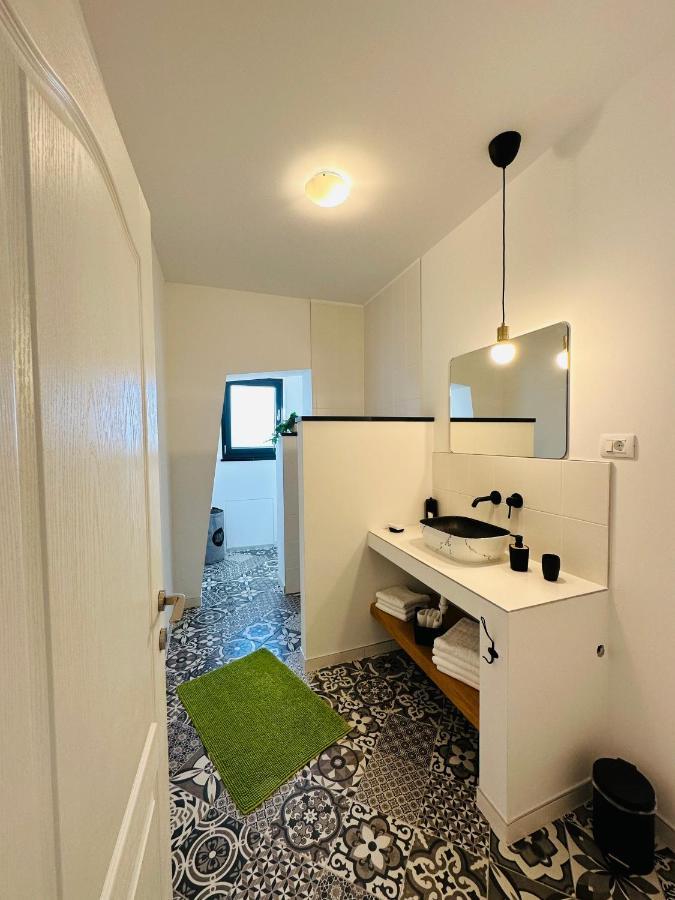 Studio Zara Rovinj Exterior foto