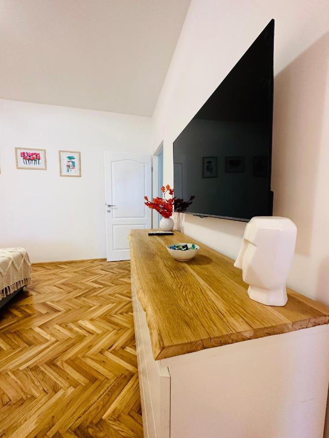 Studio Zara Rovinj Exterior foto